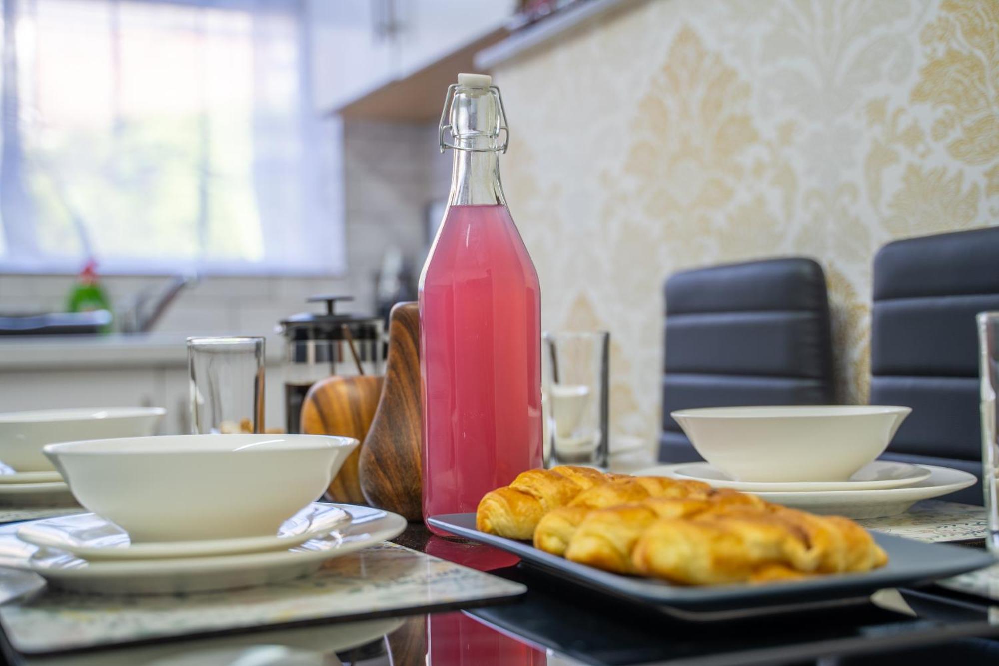 Stayzed E - Ng7 Free Wifi, Parking, Stylish House Near City Centre - Great For Tourists, Families, Contractors & Long Stays Nottingham Esterno foto
